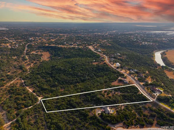 $450,000 | 308 River Ridge, Spring Branch, TX 78070