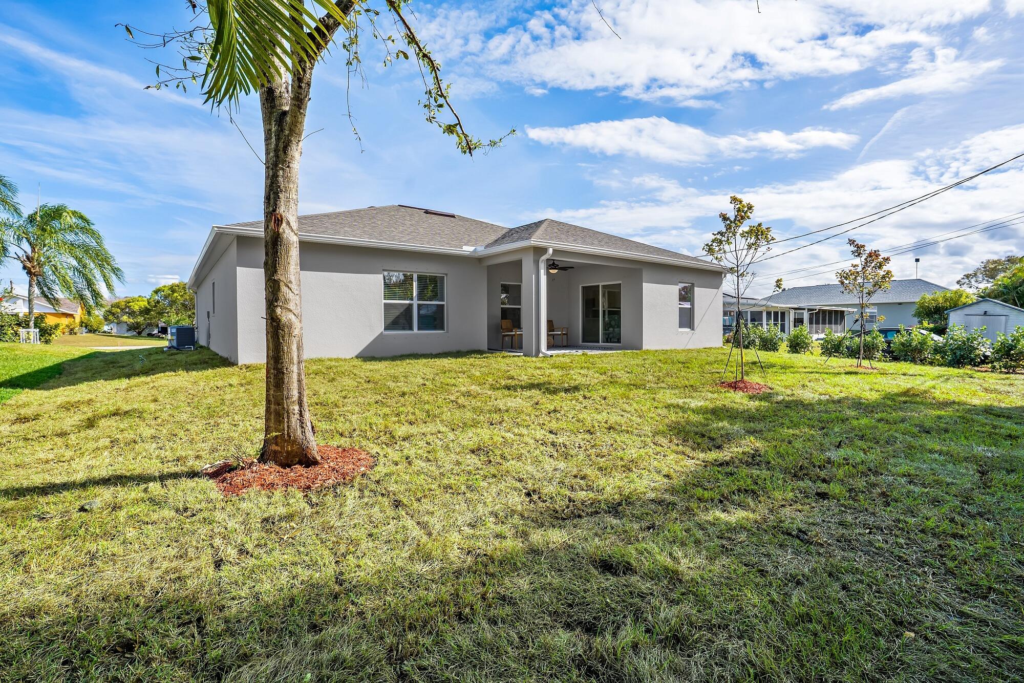 418 Easy Street Sebastian, FL 32958 - Photo 40 of 42 418-Easy-St-HigMedia-045-2000
