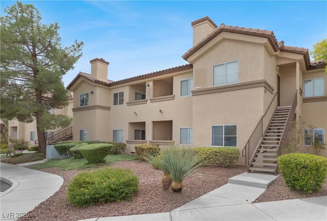 $1,950 | 8501 West University Avenue, Unit 1006, Las Vegas, NV 89147