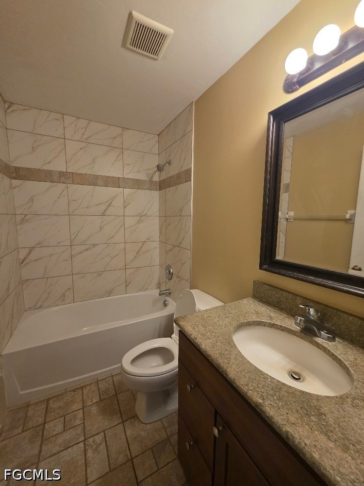 348 Rancho Avenue Lehigh Acres, FL 33974 - Photo 17 of 18 Gallery Image 17