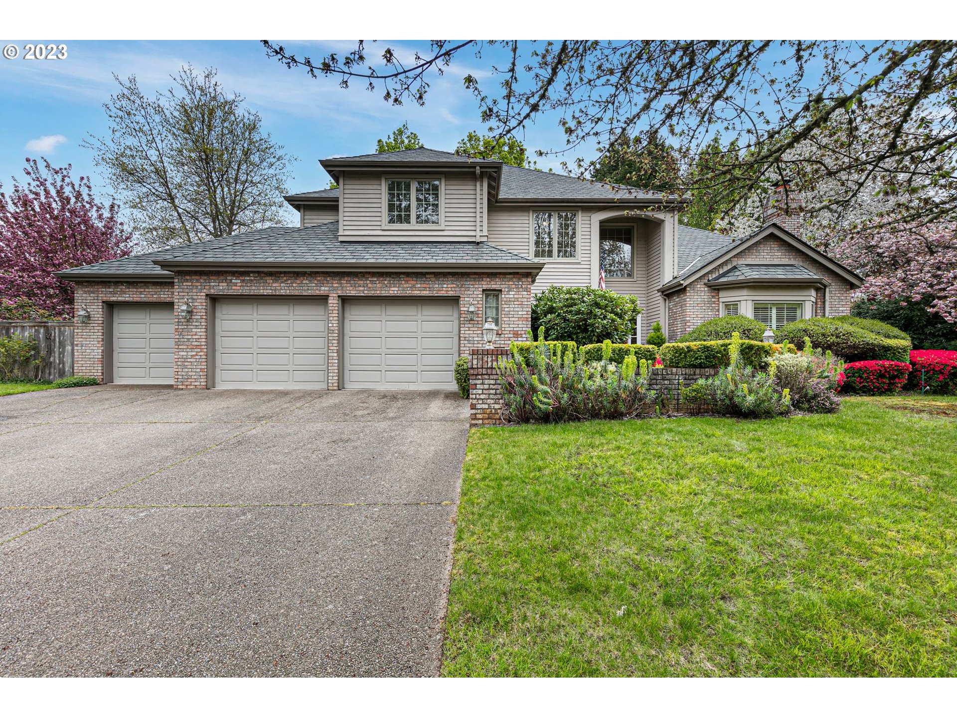 3345 Bardell Avenue Eugene, OR 97401 - Photo 4 of 33