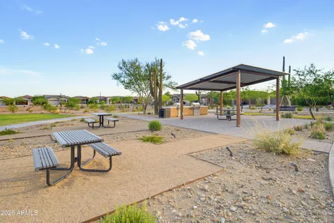 $888,000 | 32525 North 22nd Drive, Phoenix, AZ 85085