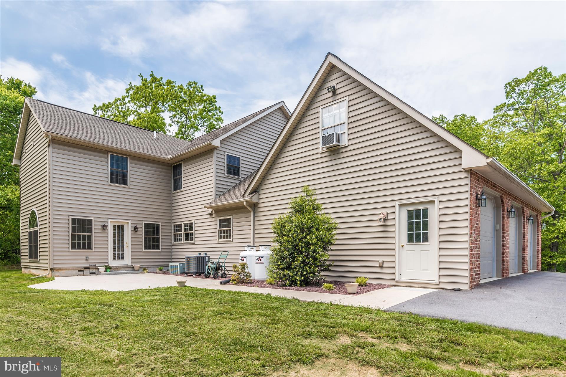 8703 Neck Road Williamsport, MD 21795 - Photo 14 of 30 Exterior (Rear)