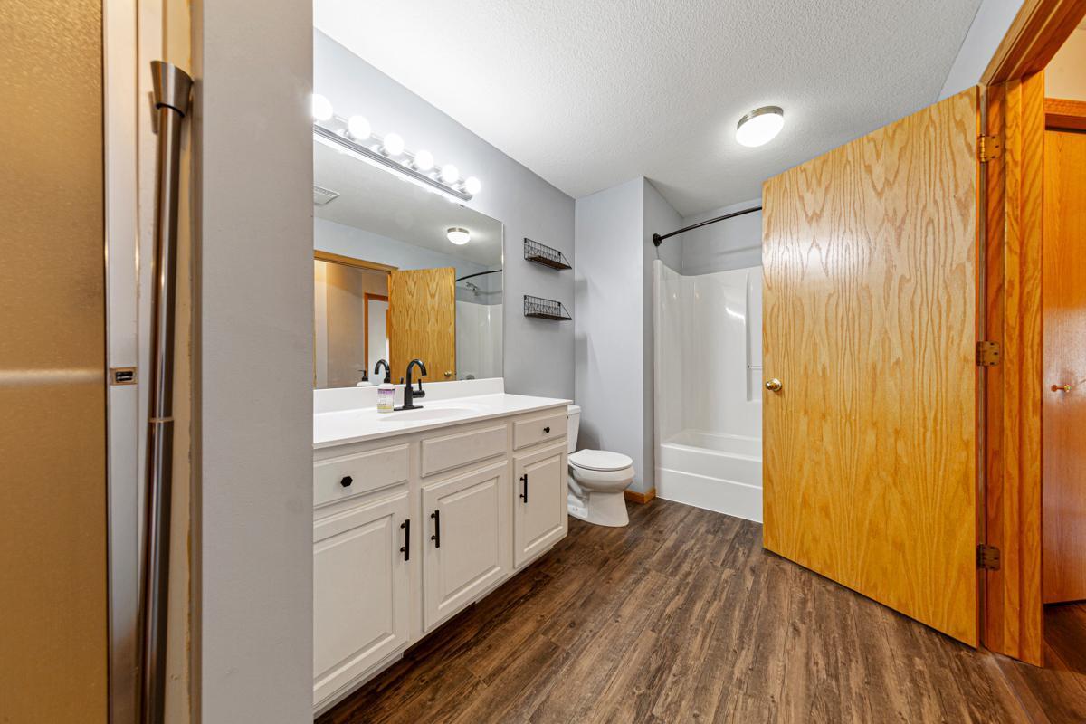 1465 South Trail Circle Faribault, MN 55021 - Photo 19 of 30