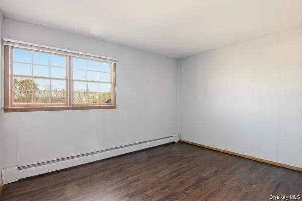 $749,000 | 111 Schneider Lane, Hauppauge, NY 11788