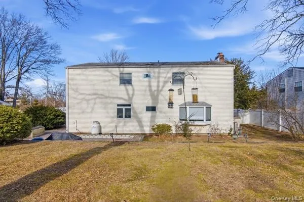 $749,000 | 111 Schneider Lane, Hauppauge, NY 11788