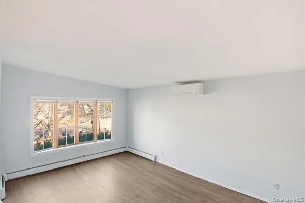 $749,000 | 111 Schneider Lane, Hauppauge, NY 11788