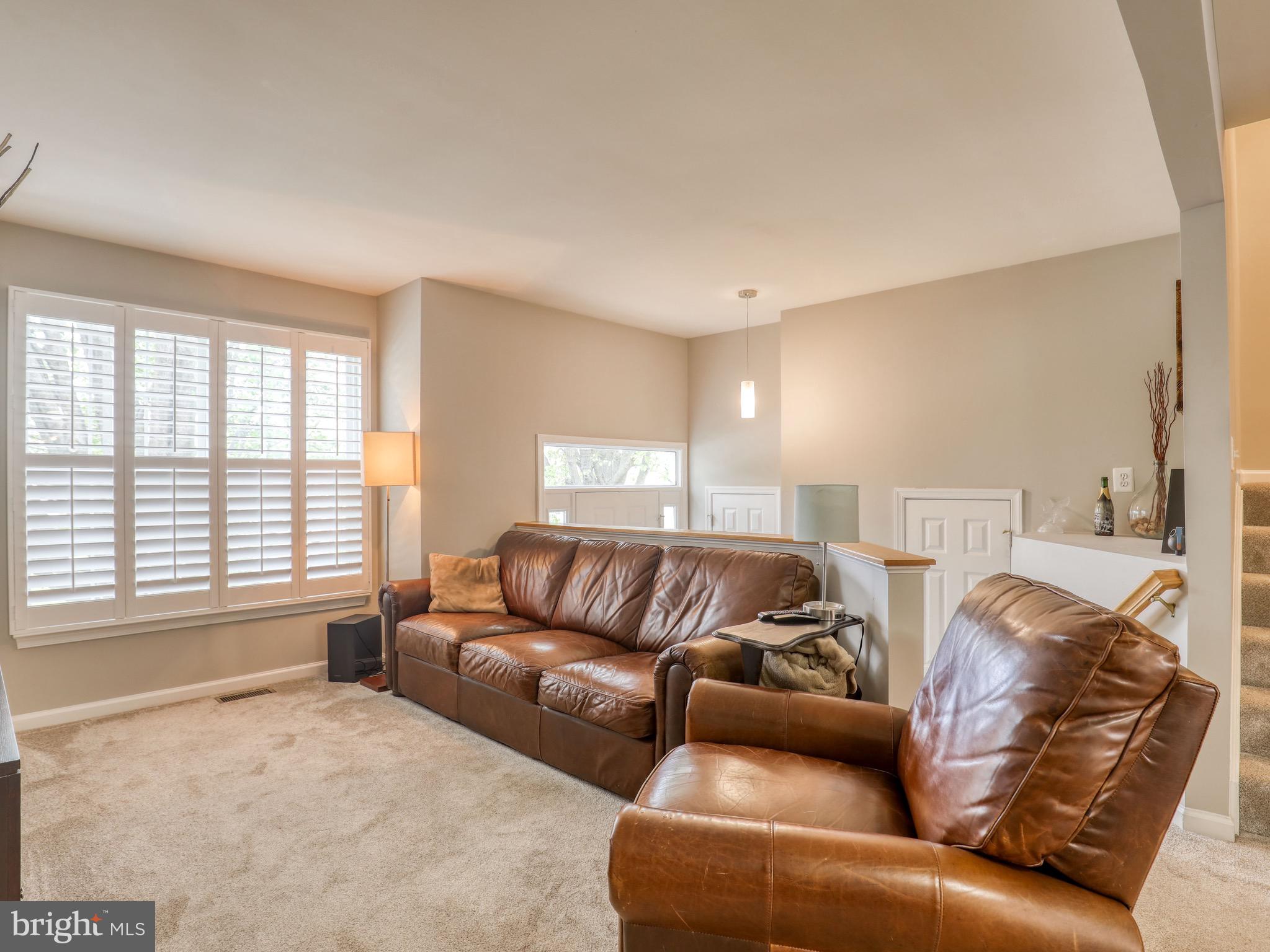 17372 Legacy Terrace Round Hill, VA 20141 - Photo 4 of 24 Family Room