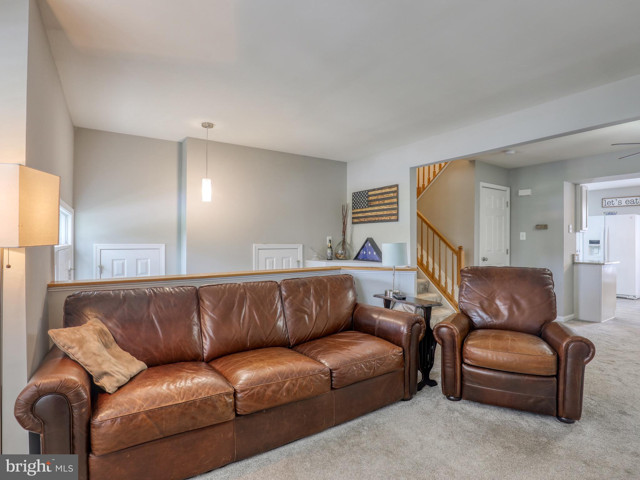 17372 Legacy Terrace Round Hill, VA 20141 - Photo 5 of 24 Family room