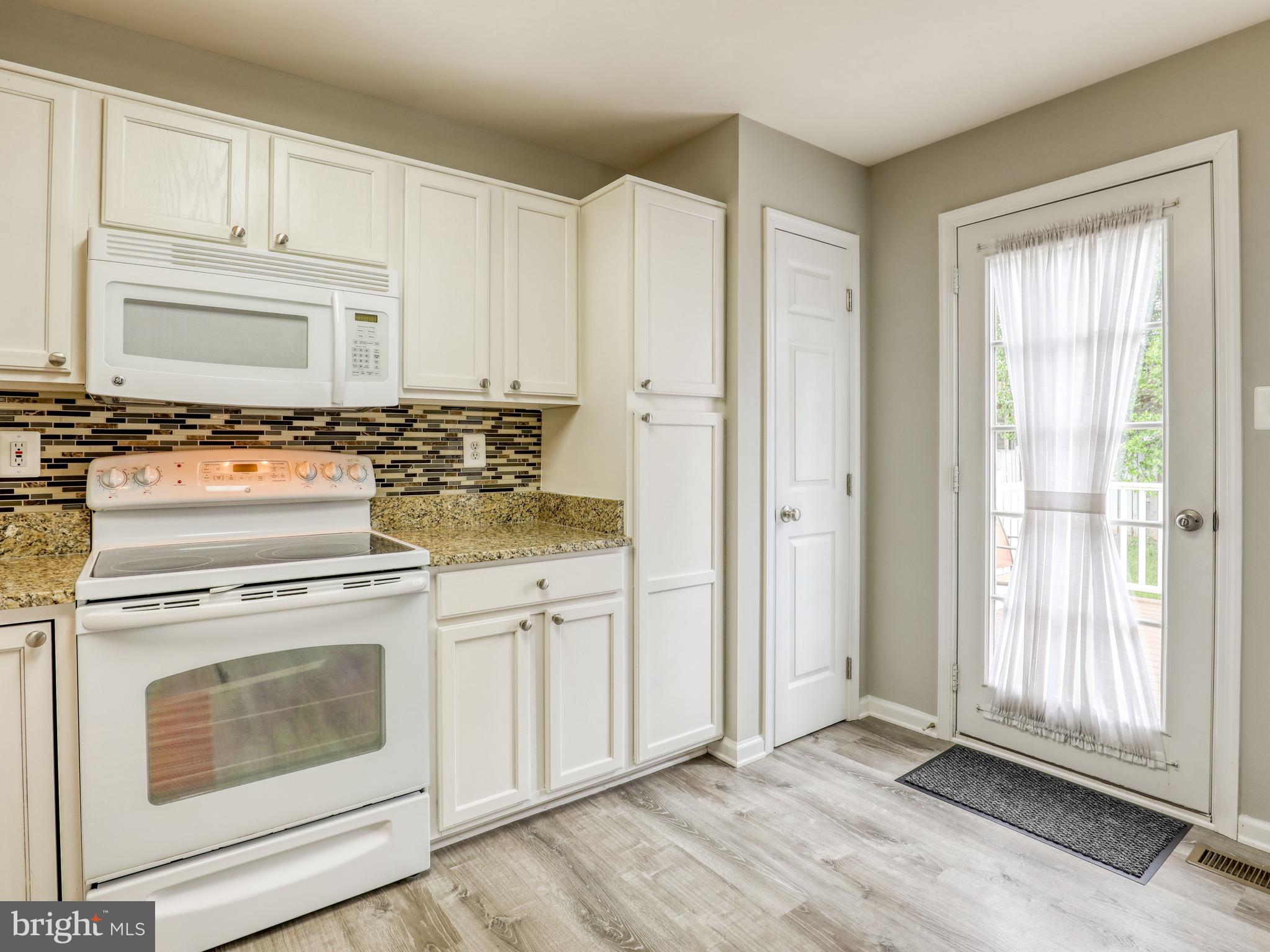 17372 Legacy Terrace Round Hill, VA 20141 - Photo 10 of 24