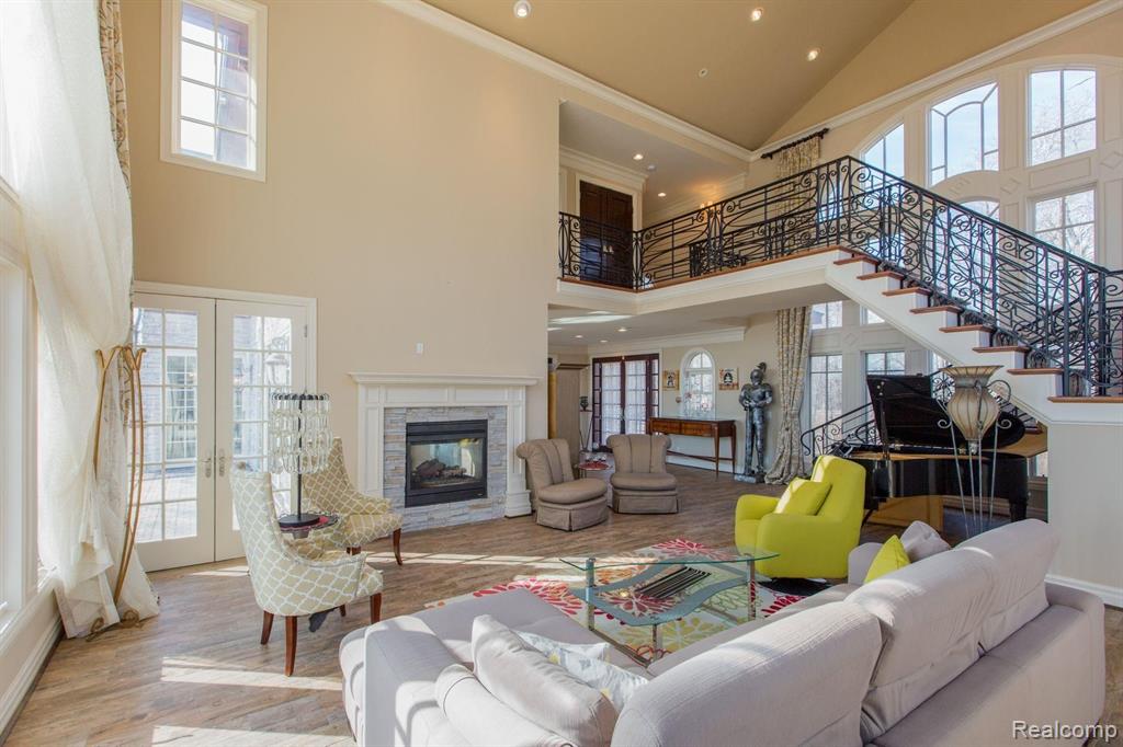 4021 Commerce Road West Bloomfield, MI 48324 - Photo 20 of 36