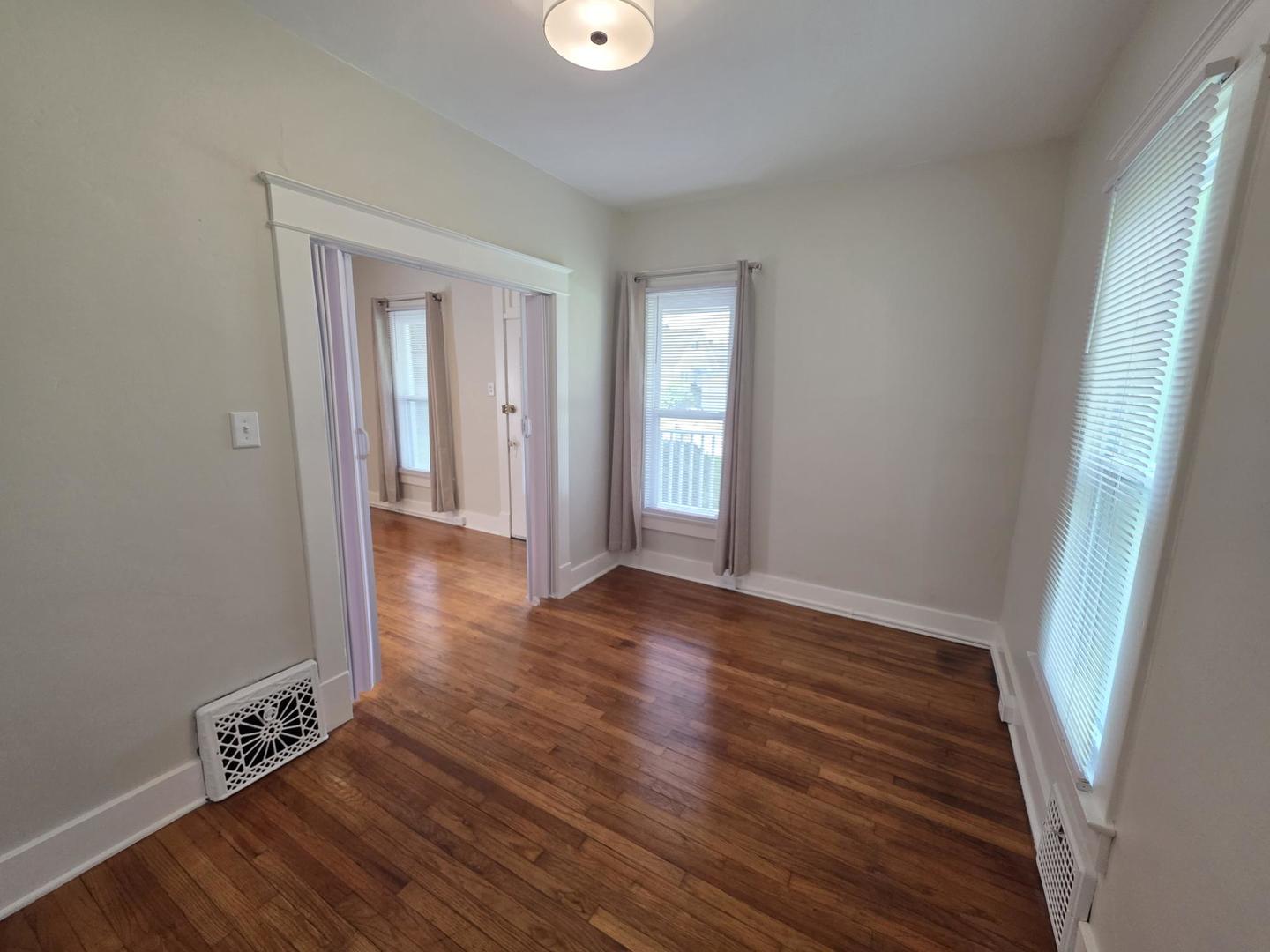 2717 Elm Street Quincy, IL 62301 - Photo 11 of 28