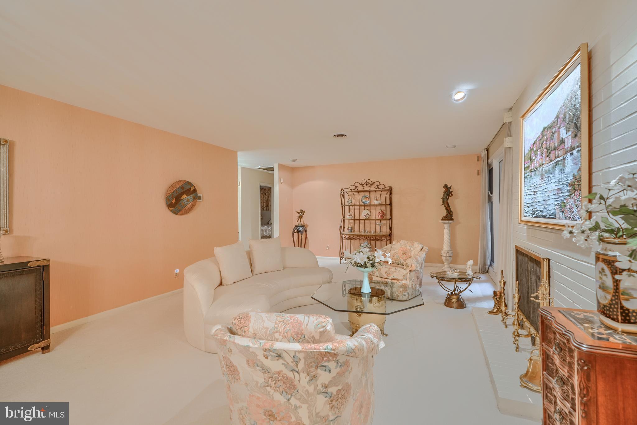 7900 Ivy Lane Baltimore, MD 21208 - Photo 11 of 32 a view of a dining room with furniture
