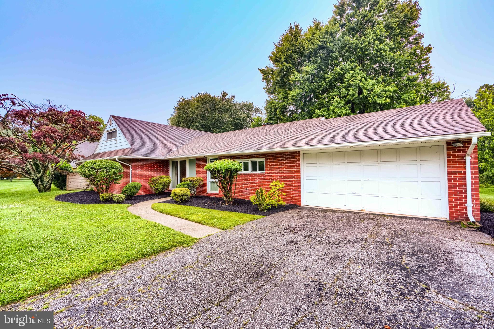 7900 Ivy Lane Baltimore, MD 21208 - Photo 2 of 32 a view of a house with garden and yard