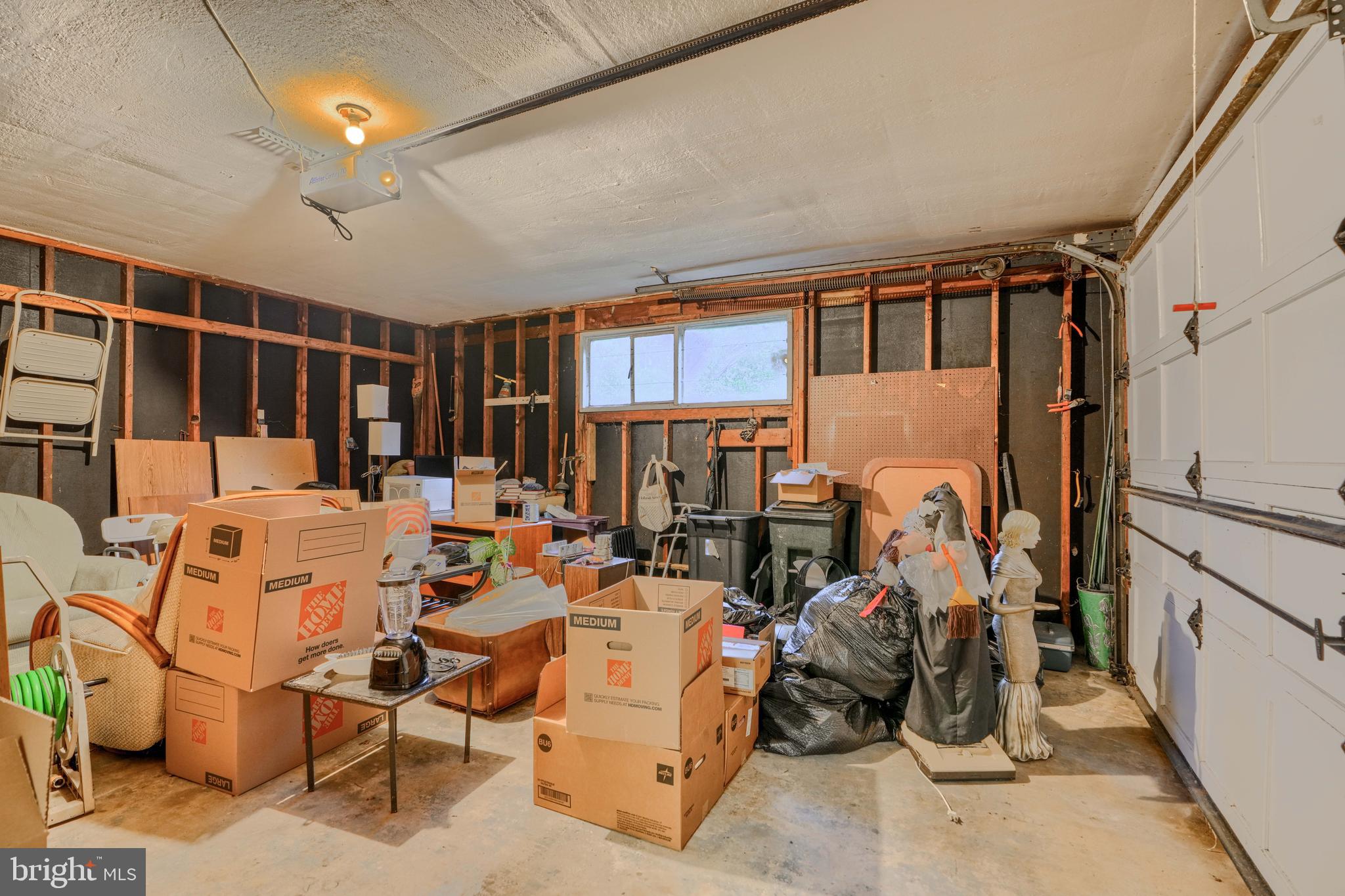 7900 Ivy Lane Baltimore, MD 21208 - Photo 28 of 32 a view of a room with gym equipment