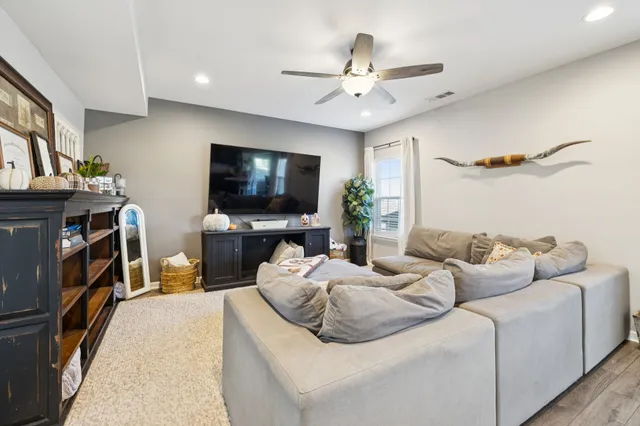 $435,000 | 2803 Winterberry Drive, Columbia, TN 38401