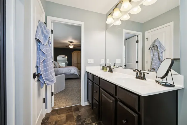 $435,000 | 2803 Winterberry Drive, Columbia, TN 38401