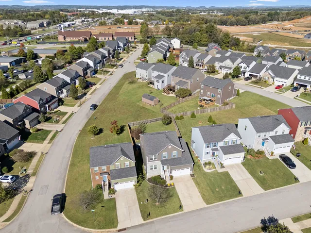 $435,000 | 2803 Winterberry Drive, Columbia, TN 38401