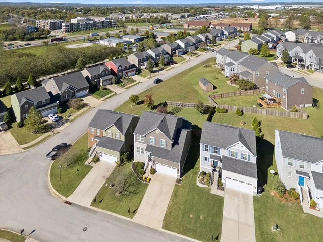 $435,000 | 2803 Winterberry Drive, Columbia, TN 38401