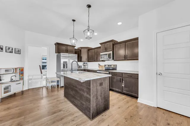 $390,000 | 2023 Ireland Way, Clarksville, TN 37042