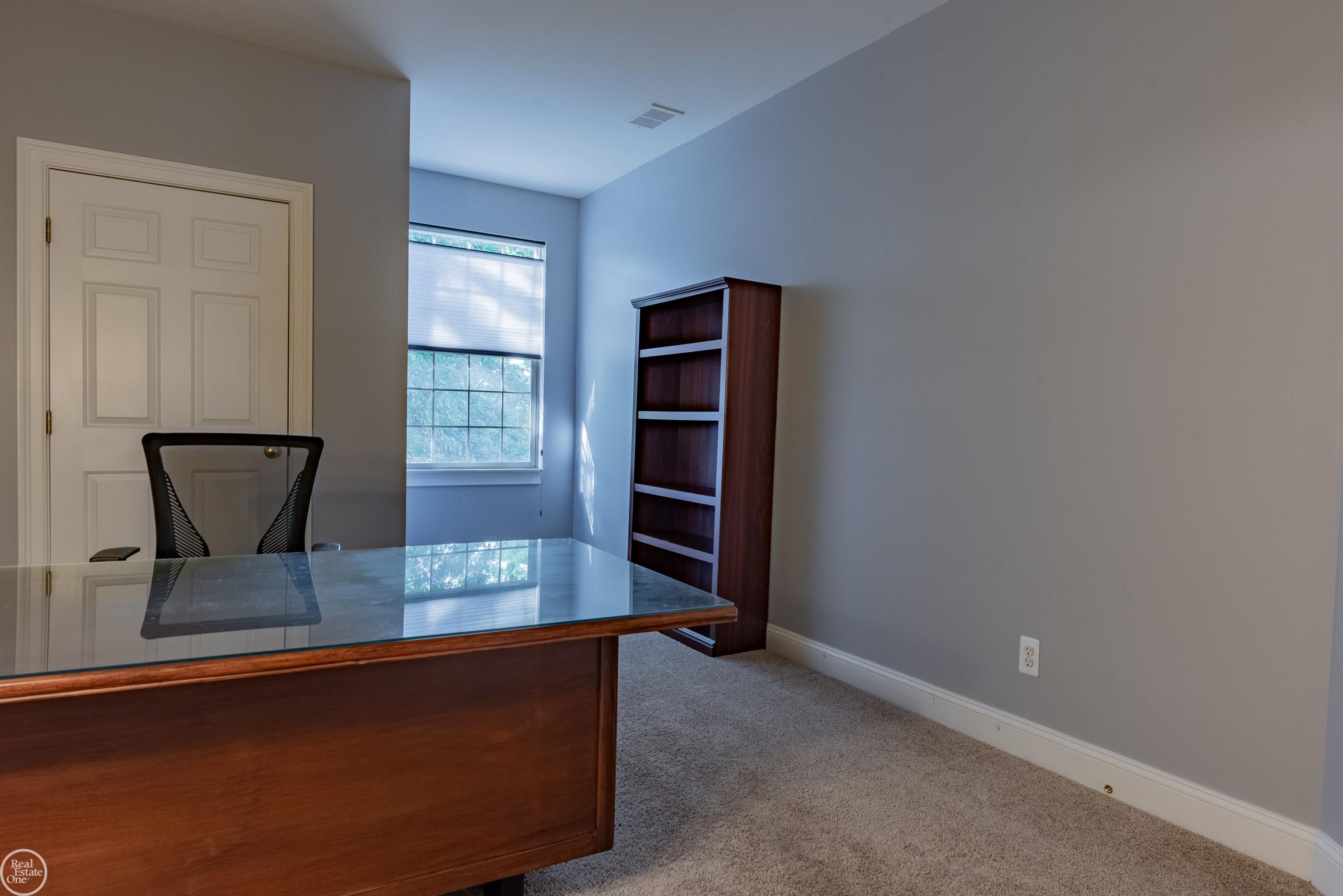 39178 Hayes Road Clinton Township, MI 48038 - Photo 15 of 30 50222693-00623090-AD94-4C6D-B1A8-1FCBCB896ECA.JPG