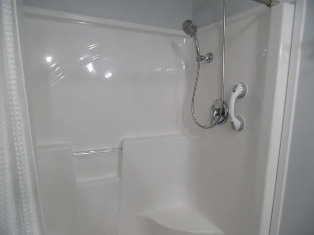 $122,900 | 3995 Sherwood Lakes Boulevard, Jackson, MI 49201