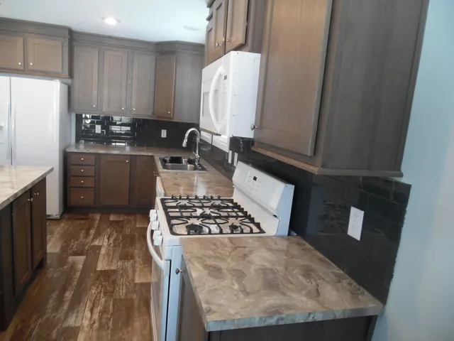 $122,900 | 3995 Sherwood Lakes Boulevard, Jackson, MI 49201