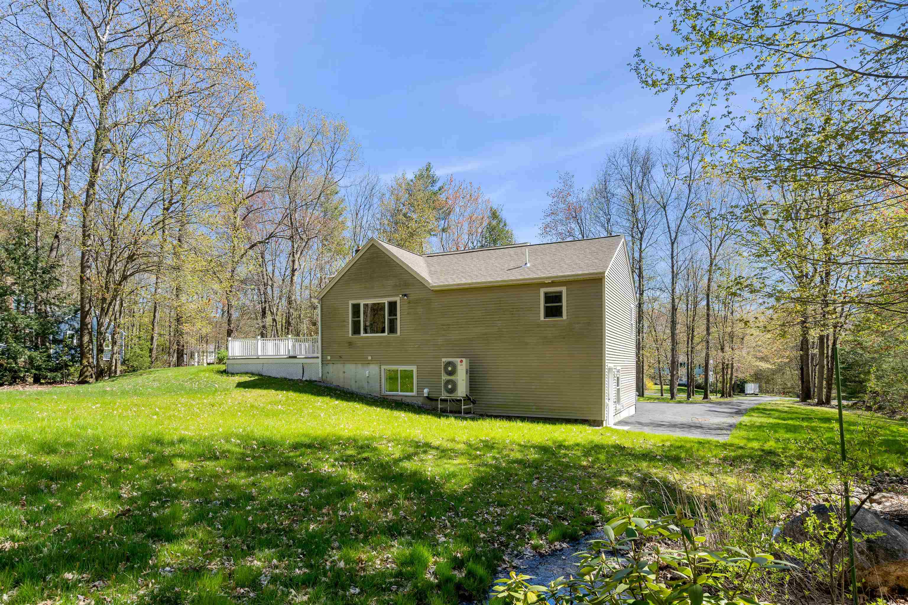 48 Geisser Road Hampstead, NH 03841 - Photo 35 of 40