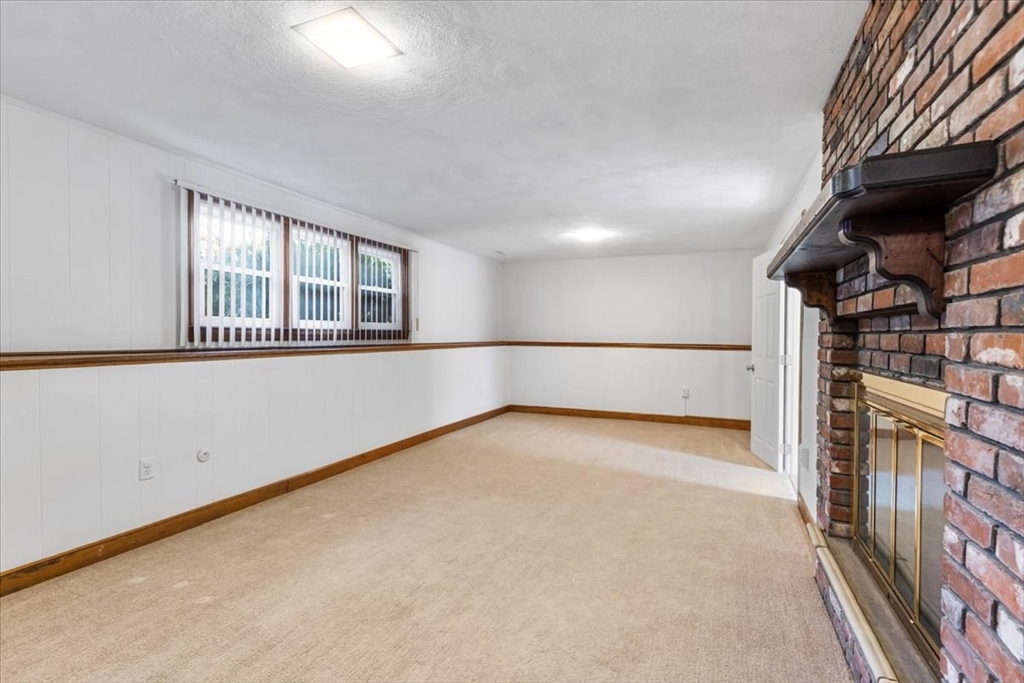 111 Indian Head Road Framingham, MA 01701 - Photo 29 of 42