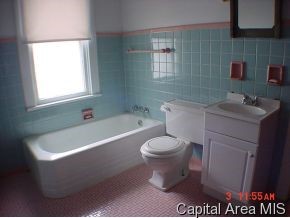 2212 Yale Boulevard Springfield, IL 62703 - Photo 5 of 6 Gallery Image 5