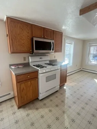 $2,200 | 160 Bank Street Extension, Lebanon, NH 03766