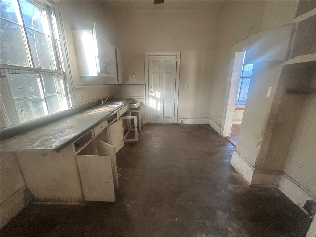 508 Albemarle Street, Unit AD Brunswick, GA 31520 - Photo 14 of 41