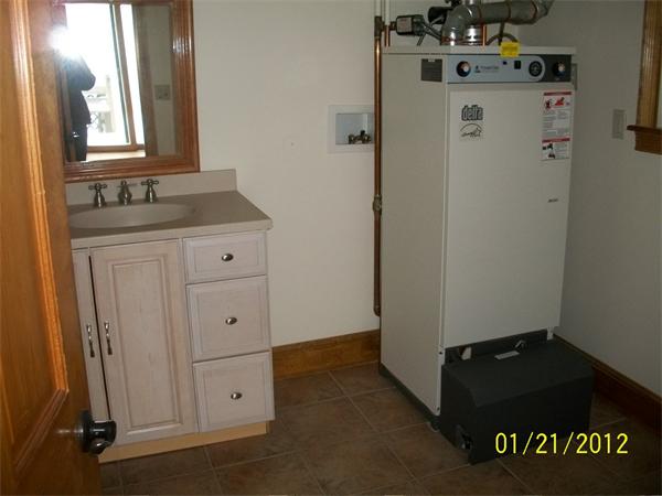 2674 Riverside Avenue Somerset, MA 02726 - Photo 16 of 29 Gallery Image 16