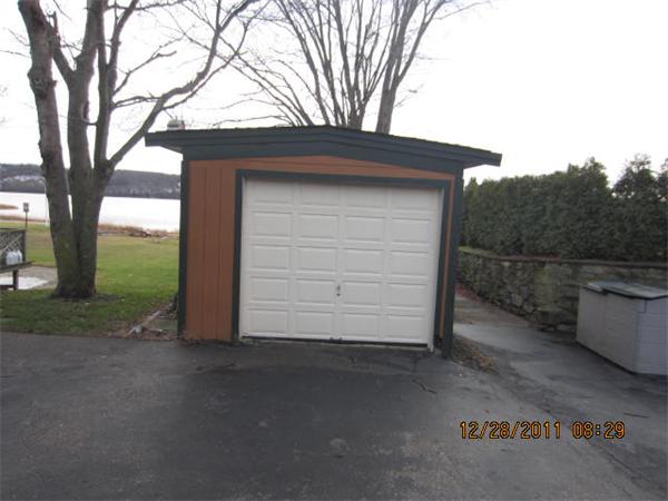 2674 Riverside Avenue Somerset, MA 02726 - Photo 2 of 29 Gallery Image 2