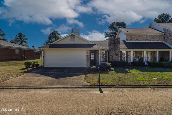 $2,000 | 364 Wild Cedar Place, Brandon, MS 39042