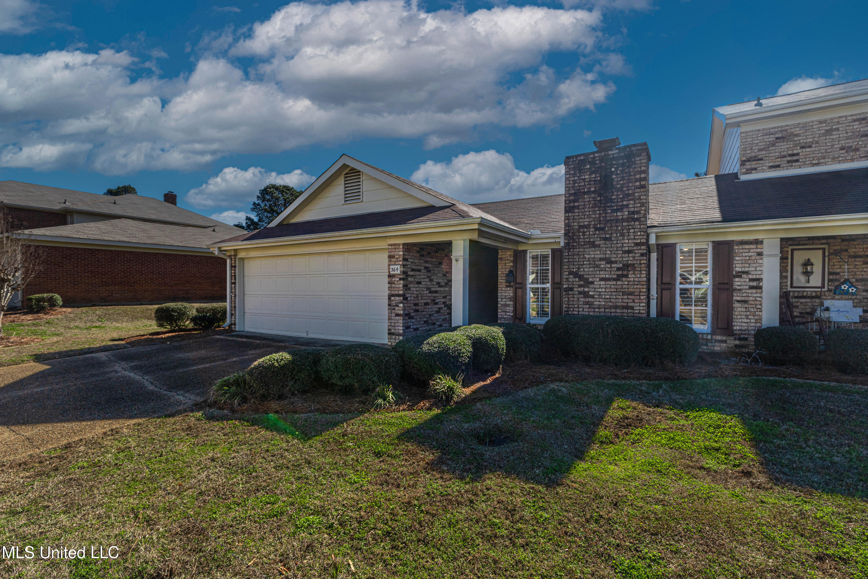 364 Wild Cedar Place Brandon, MS 39042 - Photo 3 of 33 IMG_7065-Edit