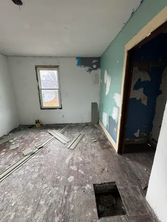 $59,900 | 396 Upton Avenue, Battle Creek, MI 49037