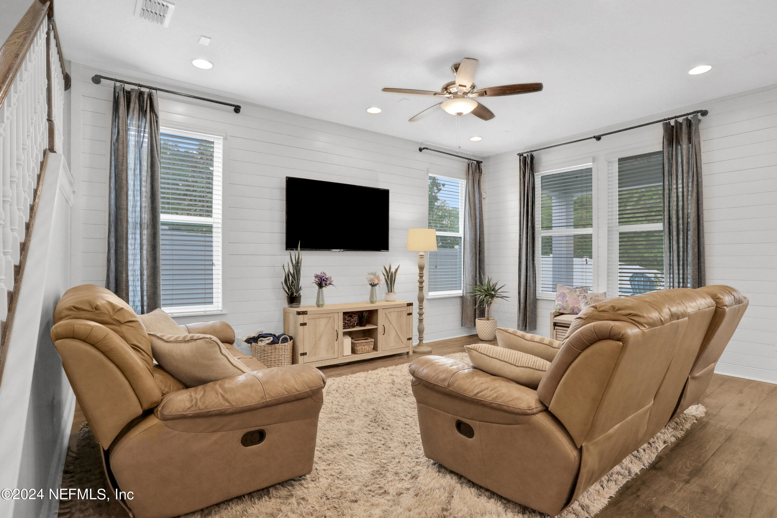 27 Tarklin Road St. Johns, FL 32259 - Photo 8 of 53 Living Room Left