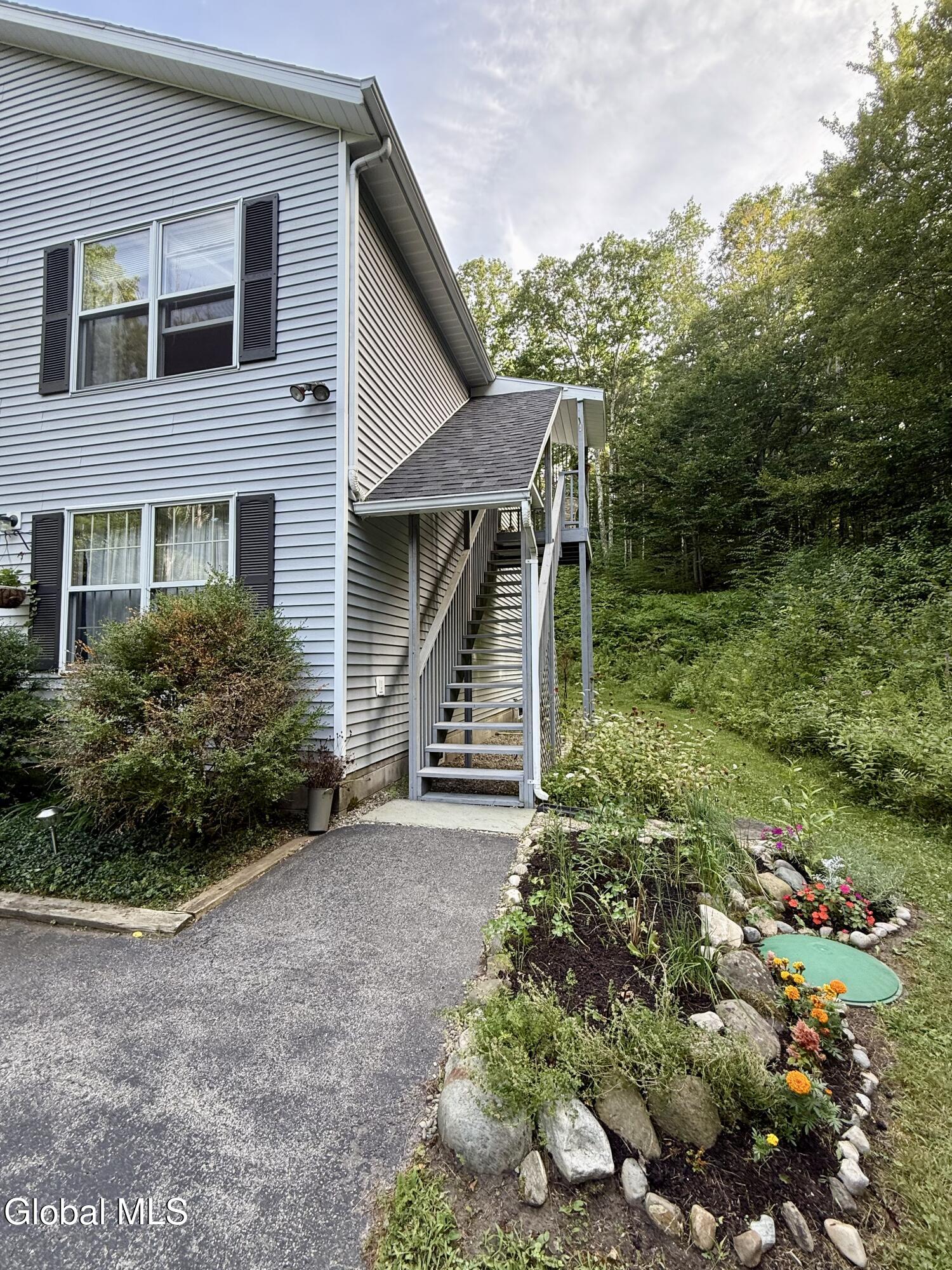 296 Middle Grove Road, Unit 2 Middle Grove, NY 12850 - Photo 2 of 14 Entrance