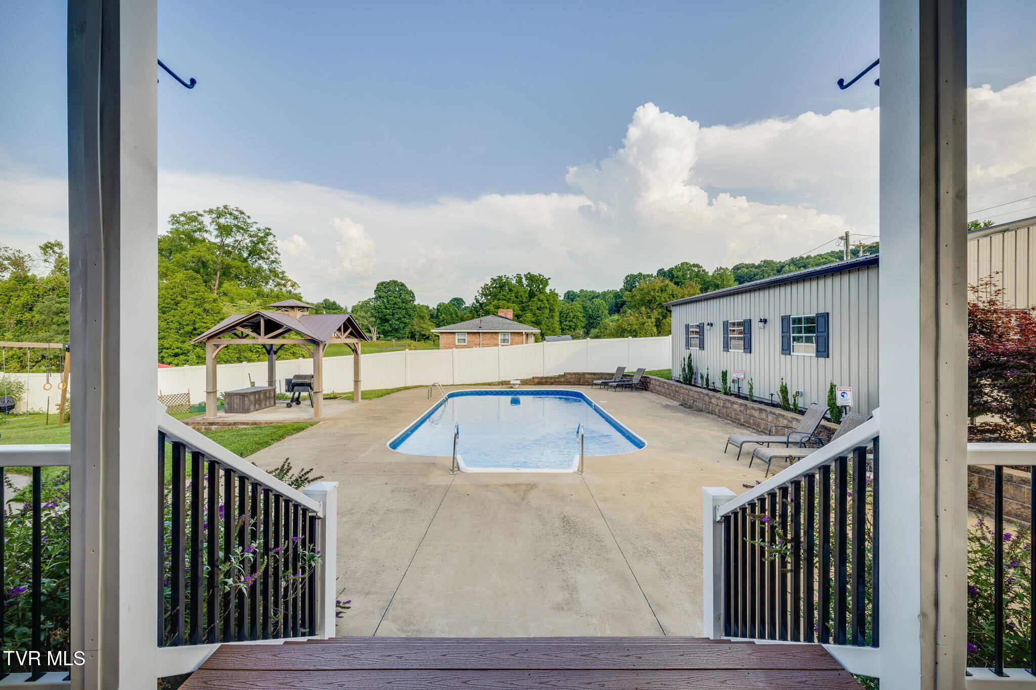 146 Hopson Road Johnson City, TN 37601 - Photo 58 of 78 050