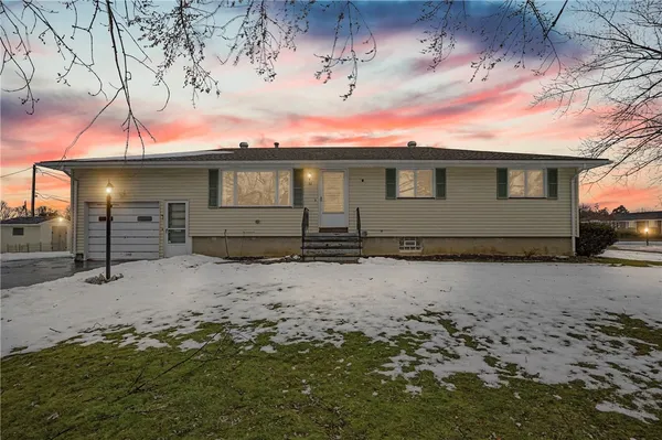 $199,900 | 32 Drexel Drive, Gates, NY 14606