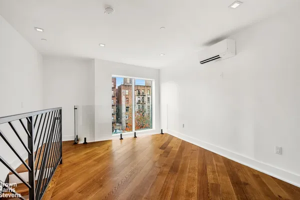 $499,000 | 553 West 182nd Street, Unit 3F | Washington Heights