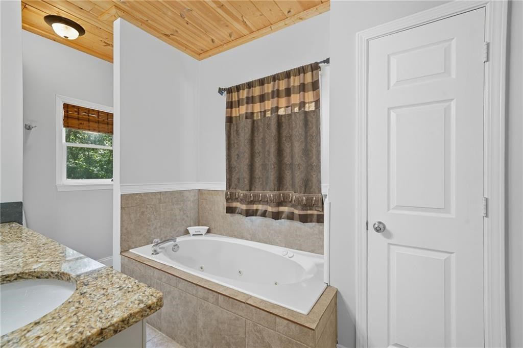 491 Hyde Road Jasper, GA 30143 - Photo 20 of 60 Bathroom
