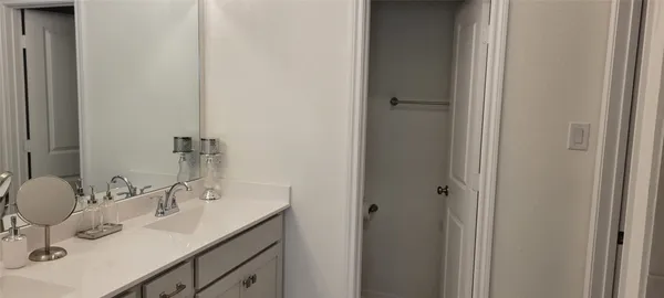 $1,950 | 347 East Coralburst Loop, Montgomery, TX 77316