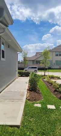 $1,950 | 347 East Coralburst Loop, Montgomery, TX 77316