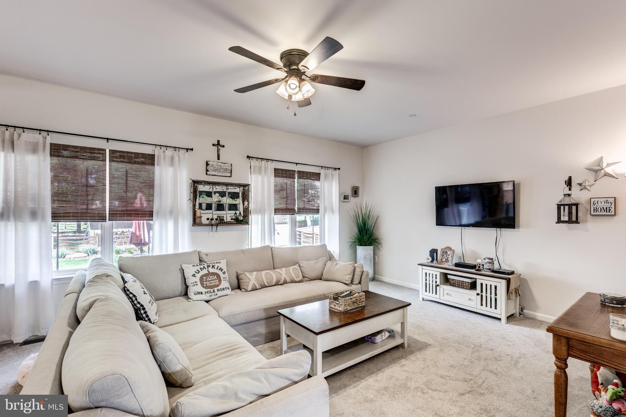 214 Colbert Street Taneytown, MD 21787 - Photo 9 of 48 Gallery Image 9