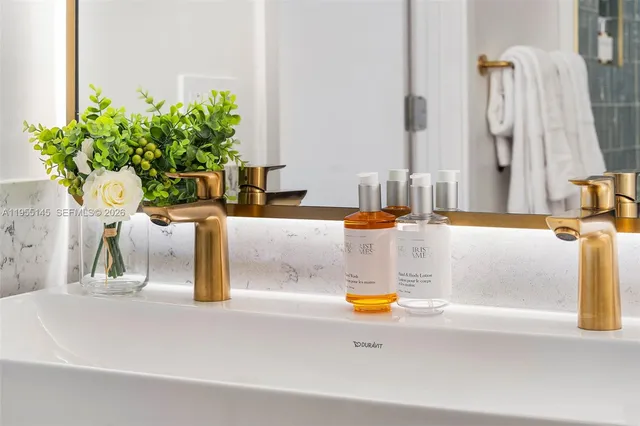 $3,500 | 601 Northeast 1st Avenue, Unit 3514, Miami, FL 33132