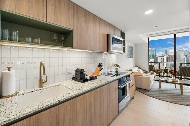 $3,500 | 601 Northeast 1st Avenue, Unit 3514, Miami, FL 33132