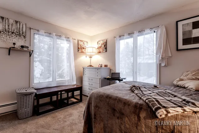 $200,000 | 497 Barkwood Court Northwest, Grand Rapids, MI 49534