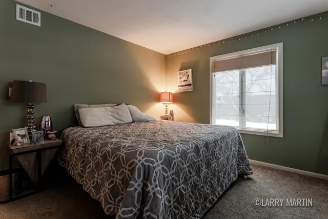 $200,000 | 497 Barkwood Court Northwest, Grand Rapids, MI 49534